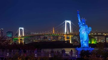 statue-rainbow-bridge-night-tokyo-japan_11zon
